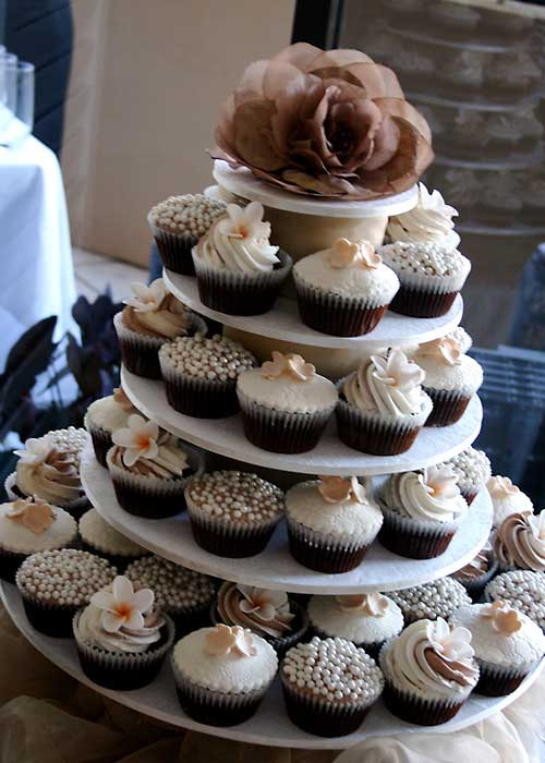Wedding Cupcake Decorations
 Cupcakes and Cardigans Wedding Cupcakes Cupcakes