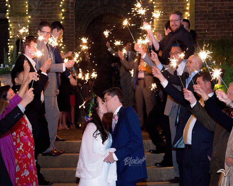Wedding Day Sparklers Reviews
 10 inch Wedding Sparklers