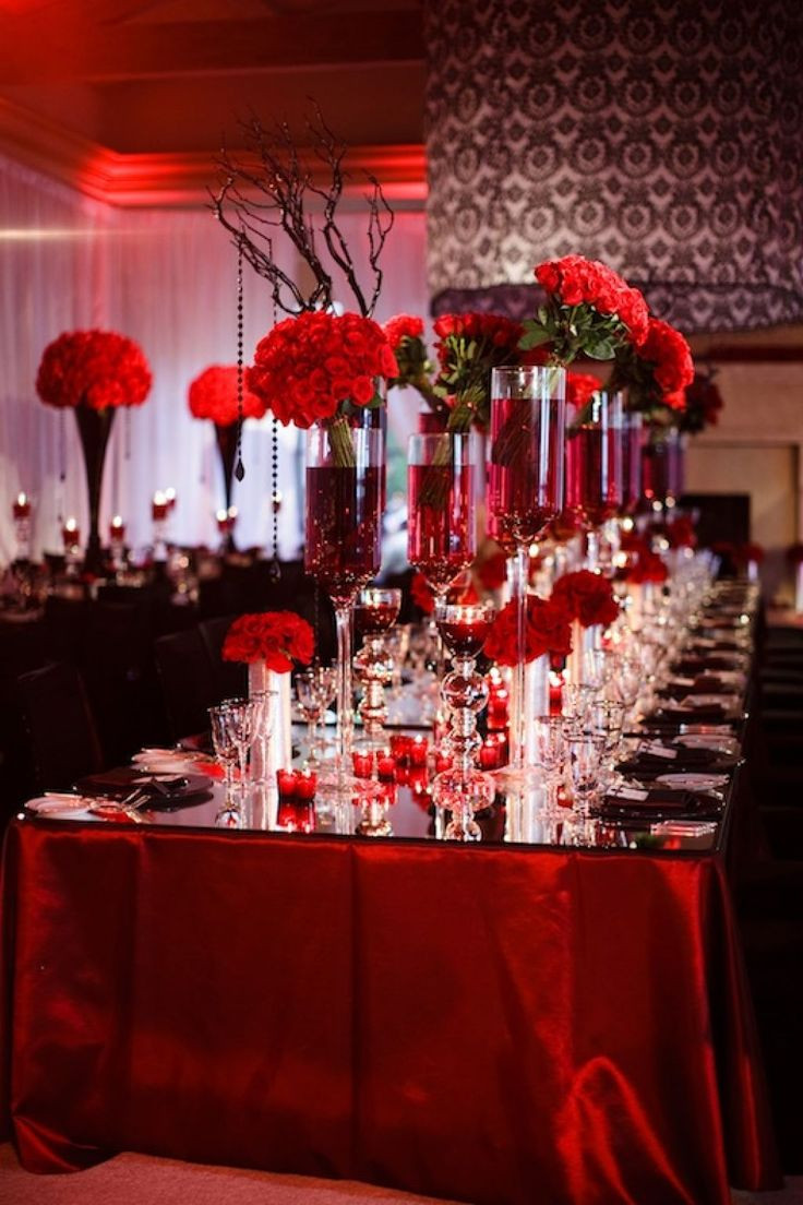 Wedding Decorations Red And White
 Red White And Black Wedding Table Decorating Ideas