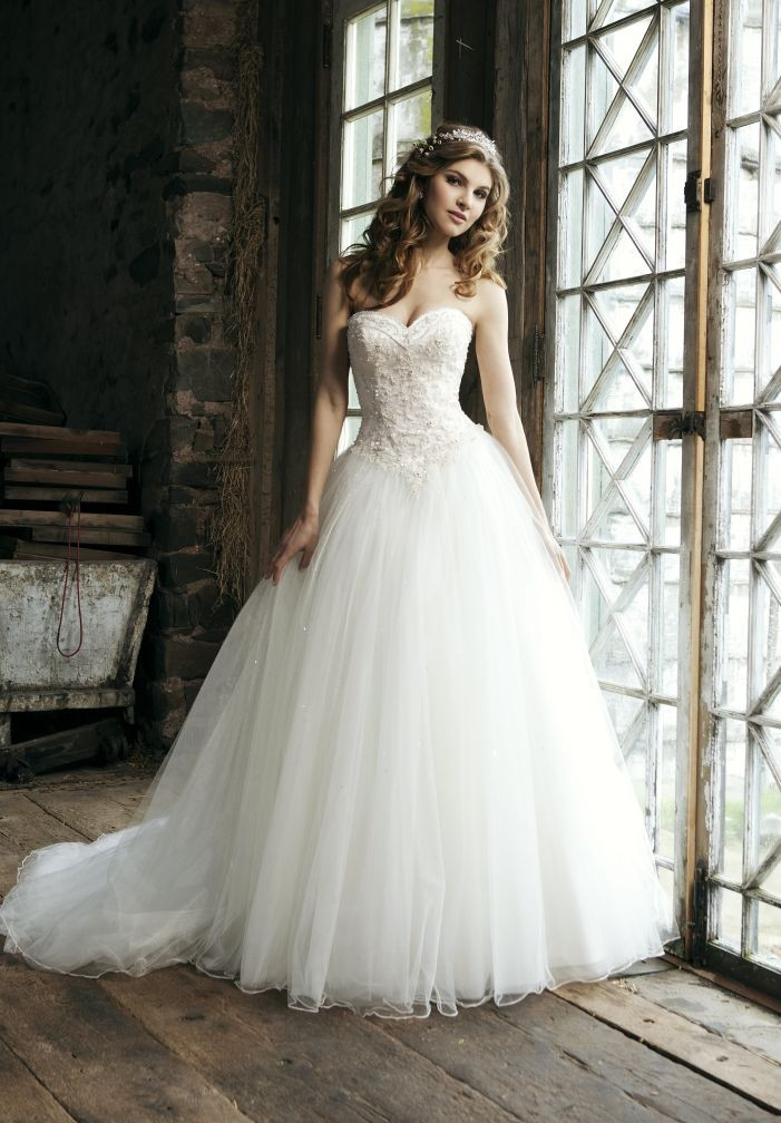Wedding Dress
 WhiteAzalea Ball Gowns Romantic Sweetheart Ball Gown