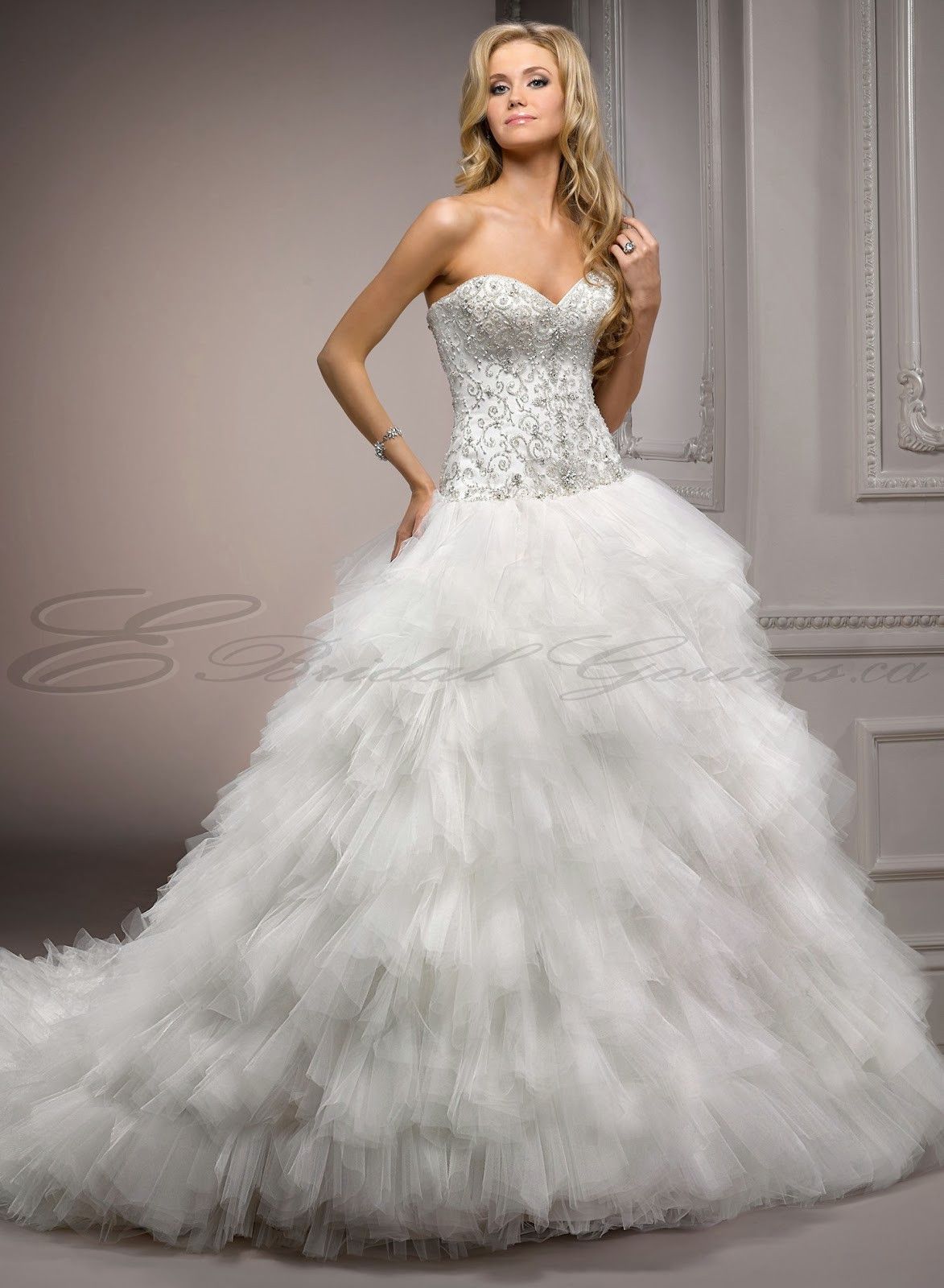 Wedding Dress Online
 Wedding Dress Finding Discount Wedding Gowns line