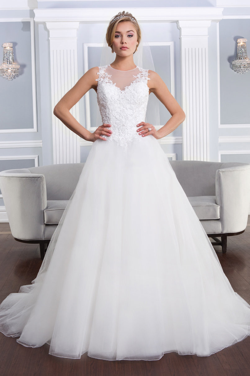 Wedding Dress Sites
 The 25 Most Popular Wedding Gowns of 2014 crazyforus
