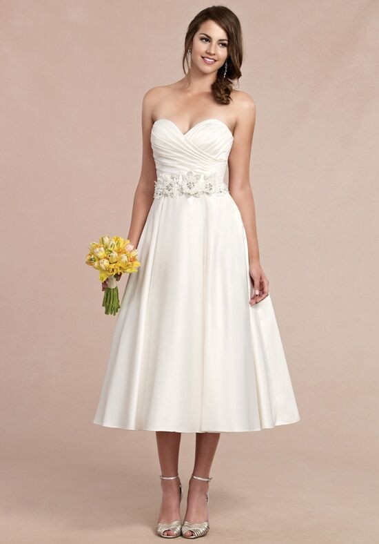 Wedding Dress Styles For Short Brides
 Wedding Dress Shopping Wedding Dress Styles Guide