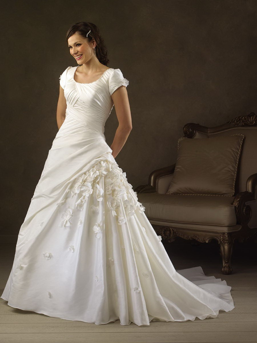 Wedding Dresses With Short Sleeves
 35 Wedding Gowns With Sleeves