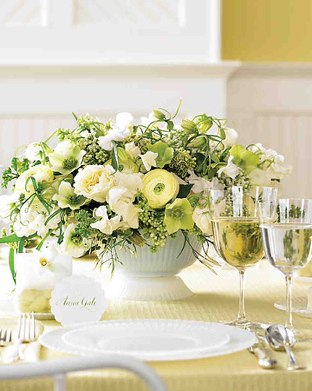 Wedding Flower Arrangement Ideas
 Classic Wedding Centerpieces