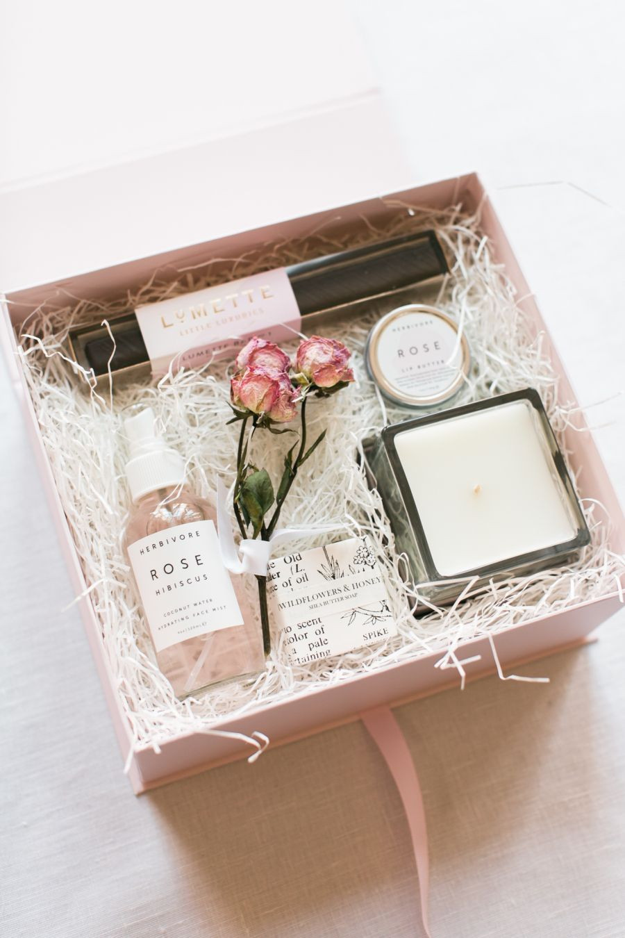 Wedding Gift Boxes Ideas
 8 Ways to Add a Magical Touch to Your Gift Giving