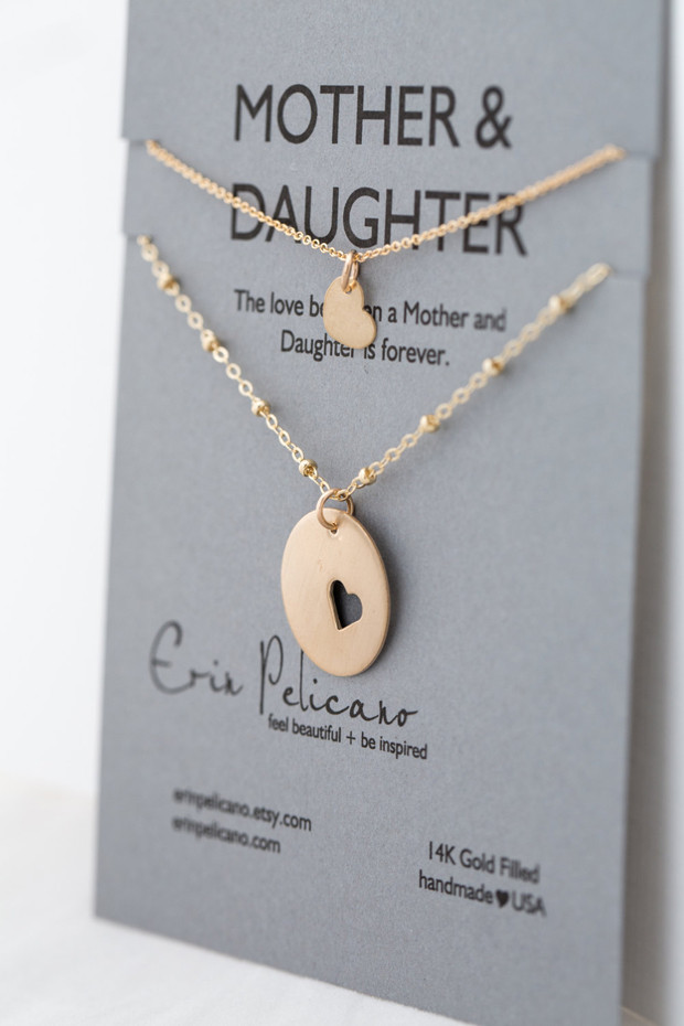 Wedding Gift Ideas For Daughter
 13 Thoughtful Wedding Gifts for Parents
