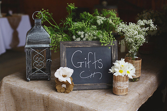 Wedding Gift Table Decoration Ideas
 Rustic Country Wedding