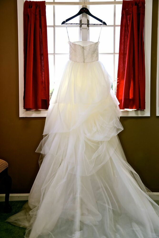 Wedding Gown Accessories
 Vera Wang wedding gown accessories VW of the