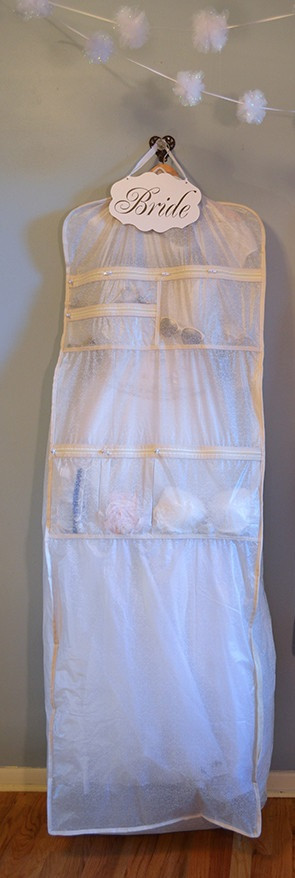 Wedding Gown Garment Bag
 11 Bridal Garment Bags to Buy for your Wedding Day