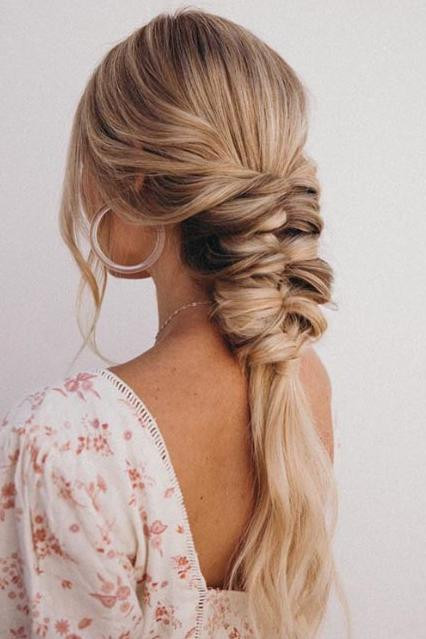 Wedding Hairstyles Bridesmaid
 25 Gorgeous Wedding Hairstyles for Long Hair Southern Living