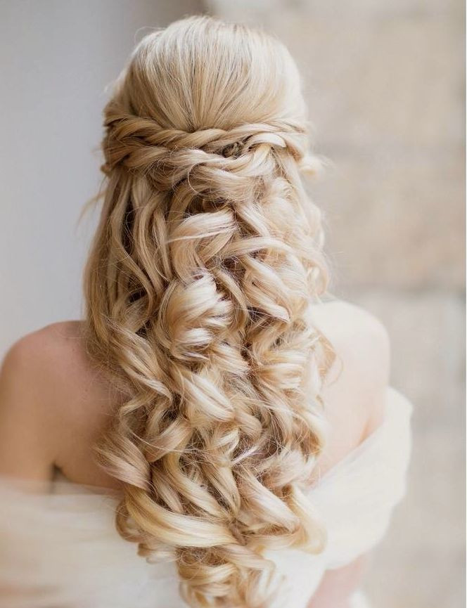 Wedding Hairstyles Curled
 18 Perfect Curly Wedding Hairstyles Pretty Designs