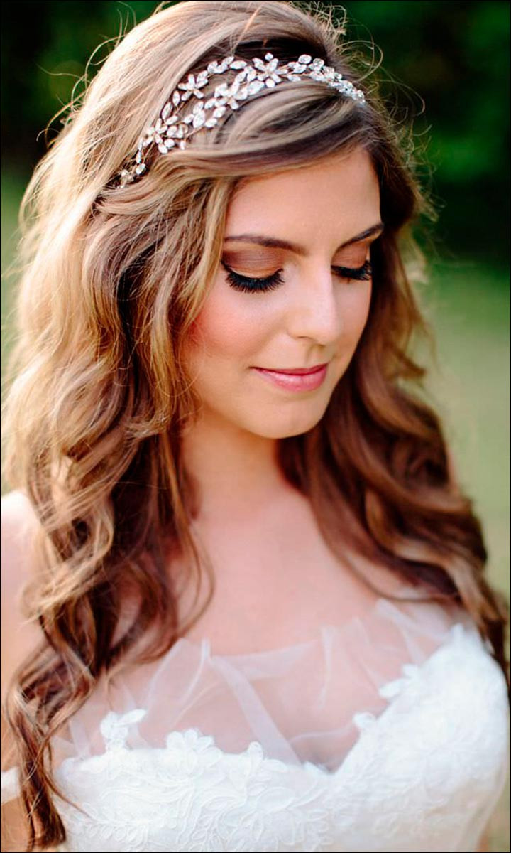 Wedding Hairstyles With Headband
 Bridal Hairstyles For Medium Hair 32 Looks Trending This