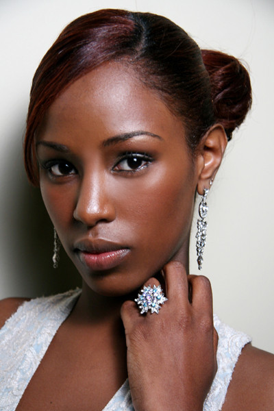 Wedding Makeup Artist Miami
 celebrity issues Makeup Artist Miami Women Colorafrican