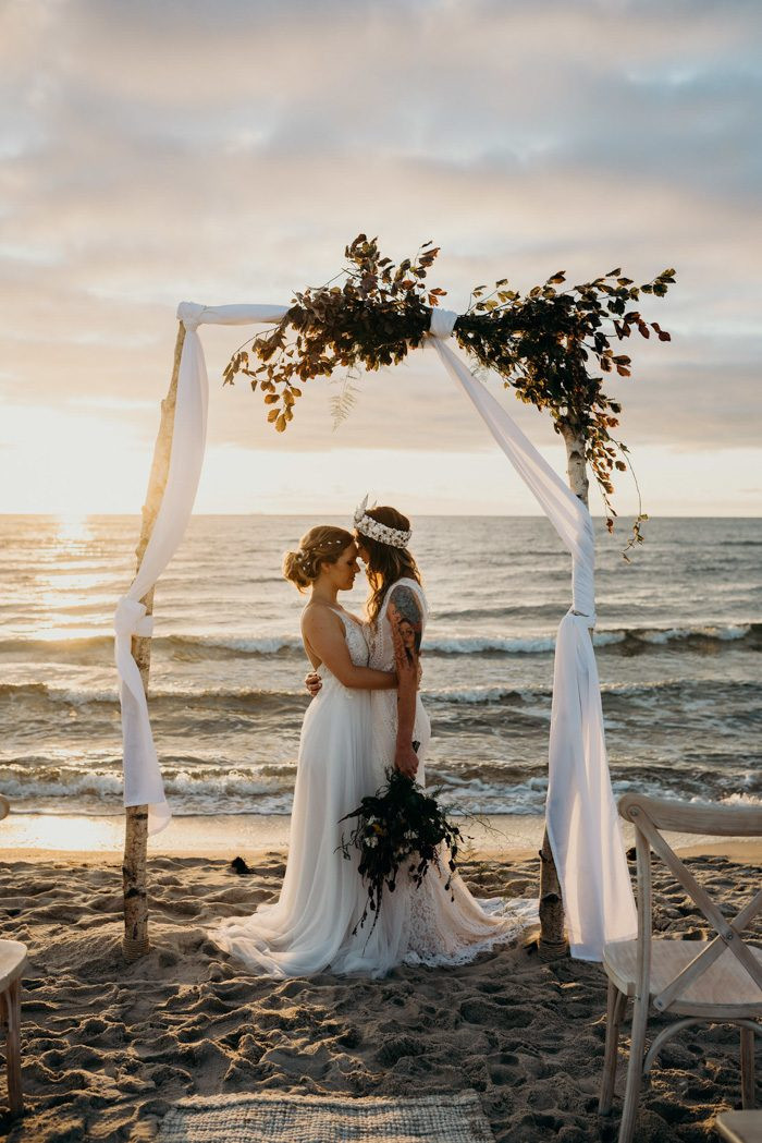 Wedding On Beach
 Planning a Beach Wedding You ll Want to Copy Every Detail