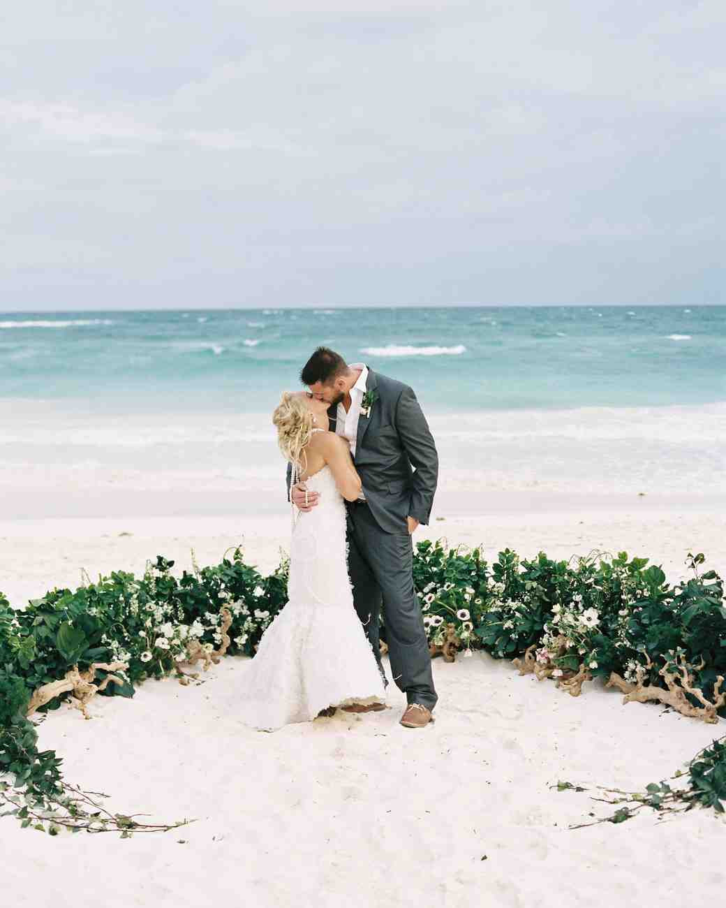 Wedding On Beach
 51 Beautiful Ideas from Beach Weddings