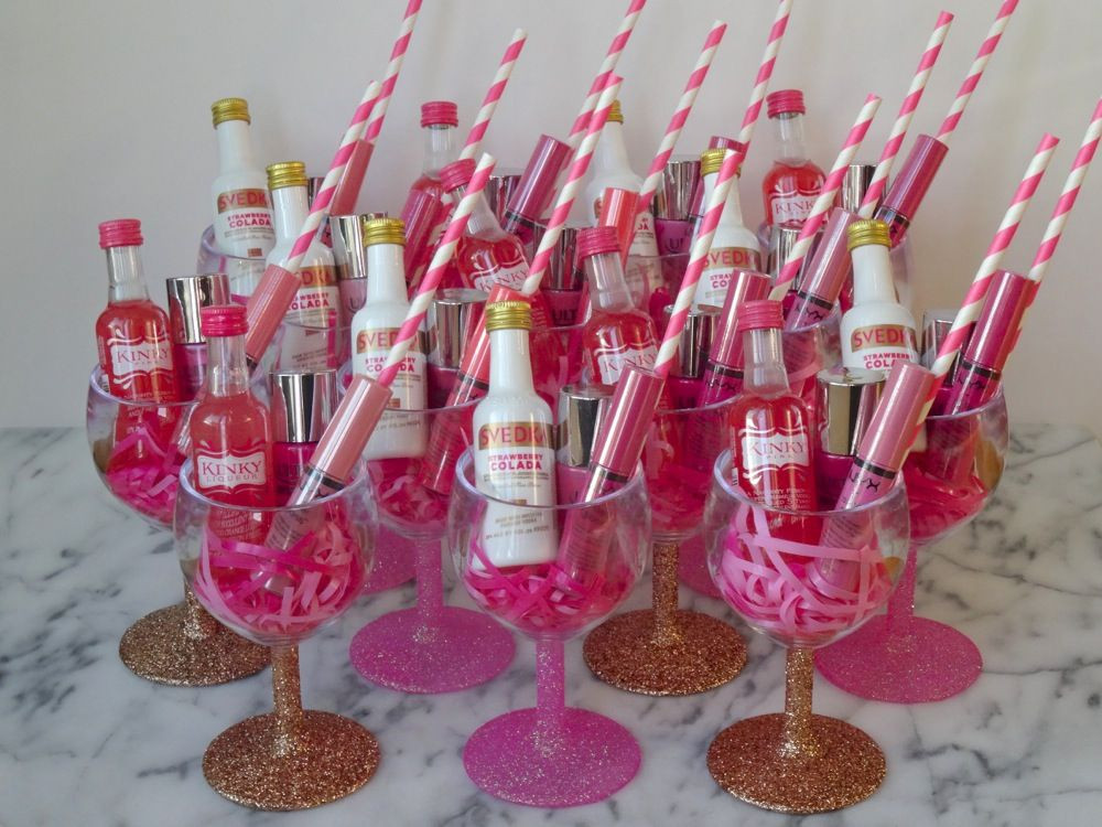 Wedding Party Favors Cheap
 Fun and easy DIY Bachelorette Party Favors are up on the