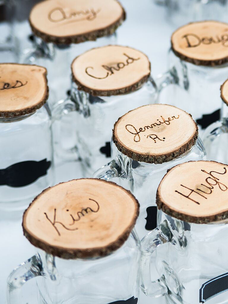 Wedding Party Favors
 25 DIY Wedding Favors for Any Bud
