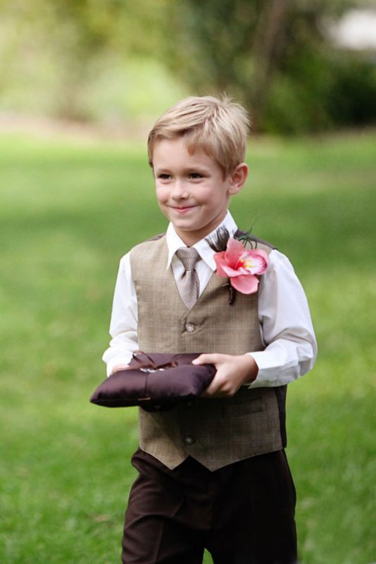 Wedding Ring Bearer
 Little men – Ring bearer outfit help