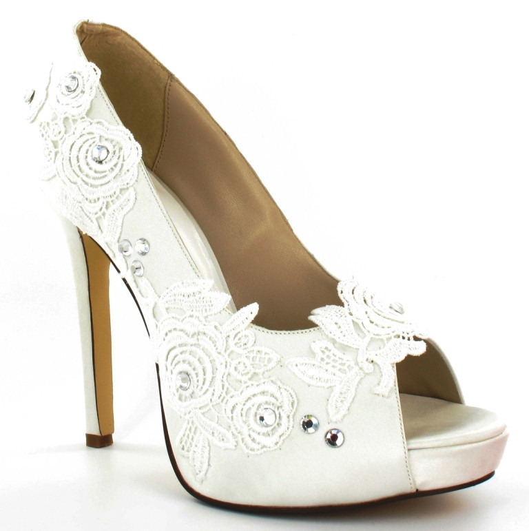 Wedding Shoes Designer
 45 Some Top Level wedding shoes For Brides