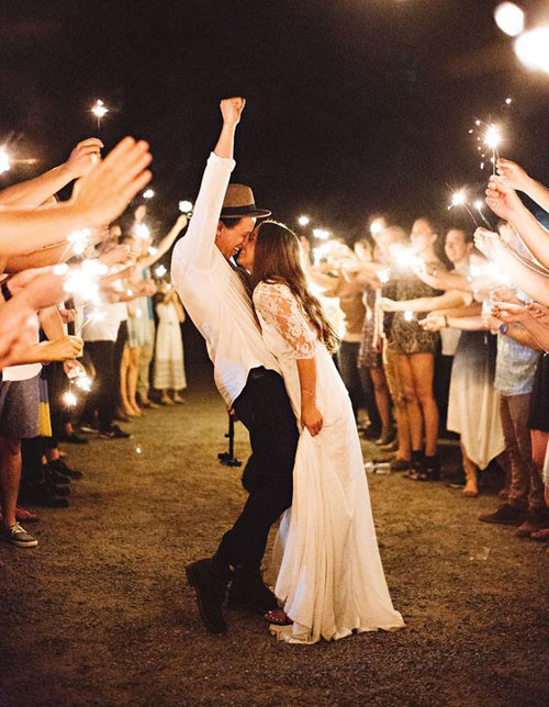 Wedding Sparkler Pictures
 15 Epic Wedding Sparkler Sendoffs That Will Light Up Any