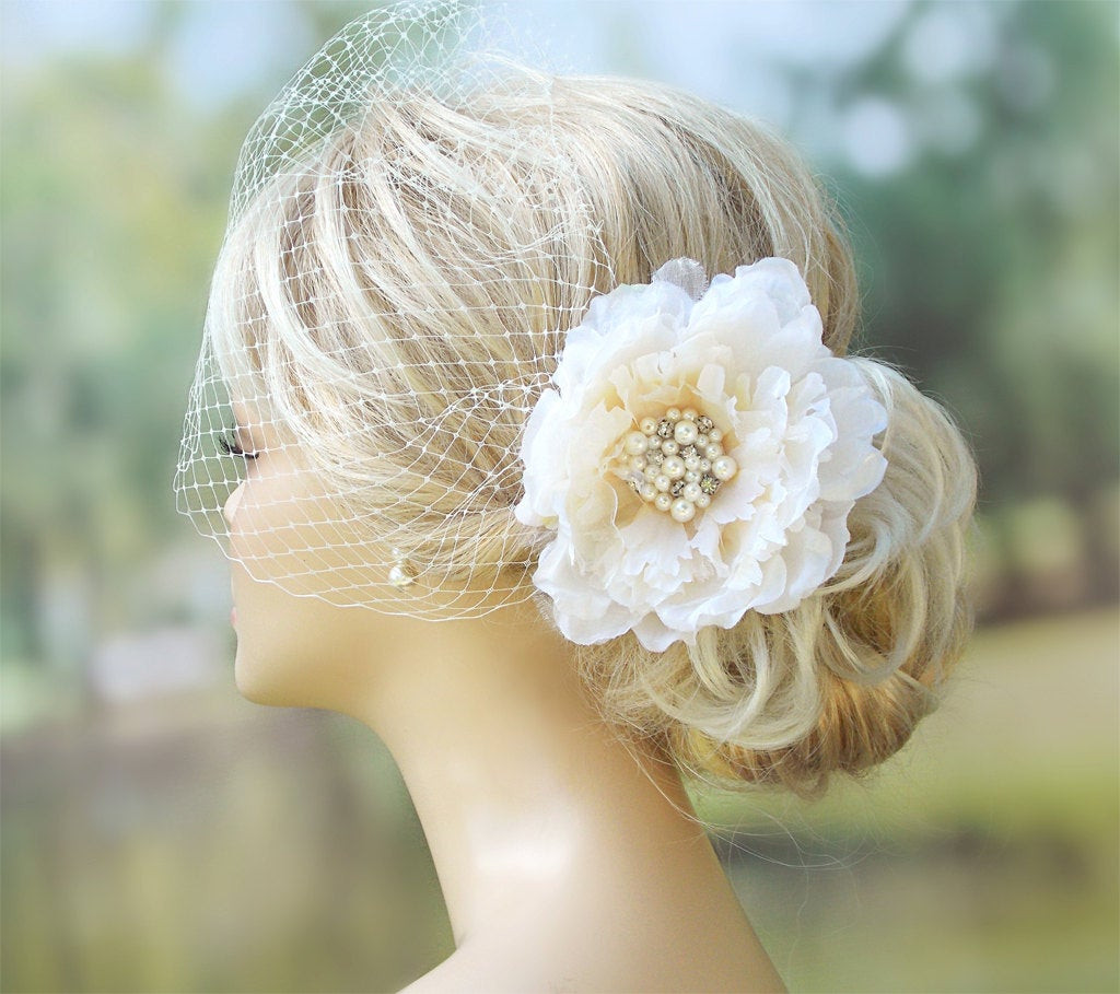 Wedding Updos With Birdcage Veil
 Bridal Birdcage Veil Wedding Hairstyles Bridal hair Wedding