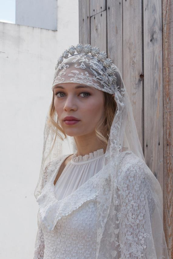 Wedding Veil Headpieces
 Antique Wedding veil Vintage lace veil Bohemian headpiece