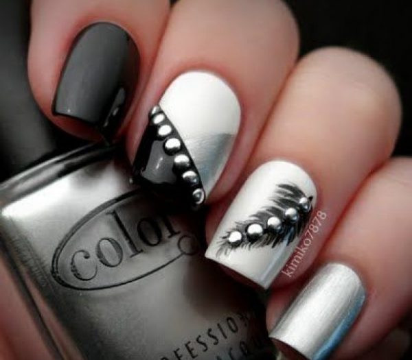 White And Black Nail Designs
 80 Amazing Black and White Nail Designs