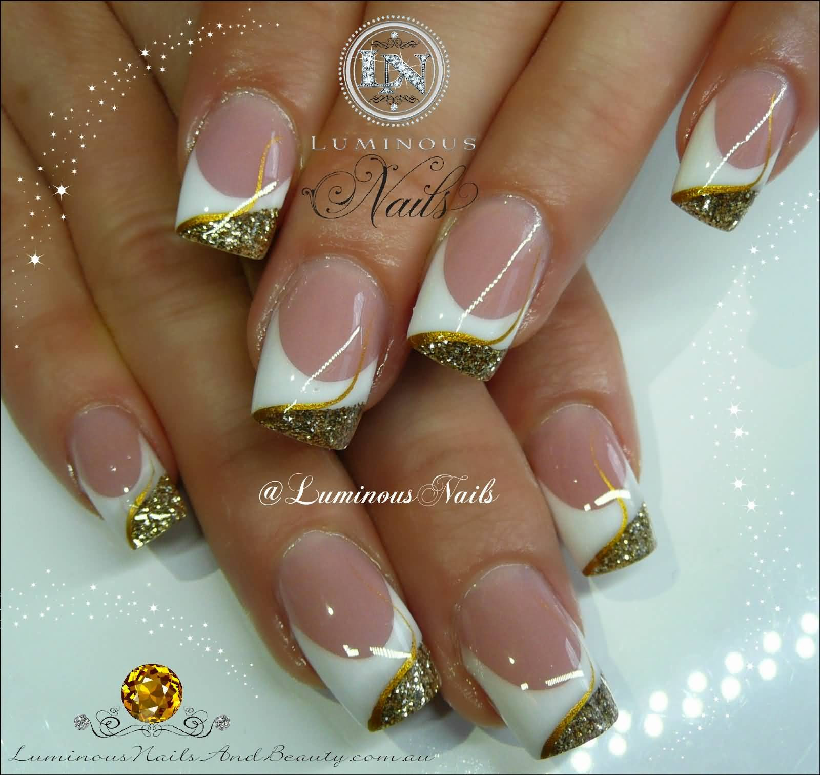 White And Gold Glitter Nails
 55 Stylish White And Gold Nail Art Design Ideas