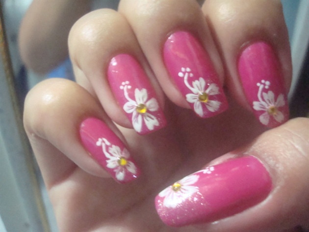 White Flower Nail Art
 45 Very Cute Flower Nail Art Ideas Collection For Girls