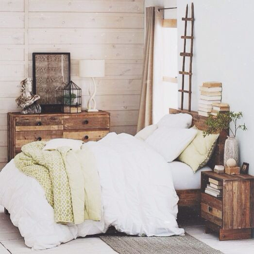 White Rustic Bedroom
 64 best images about Big White fy Beds on Pinterest