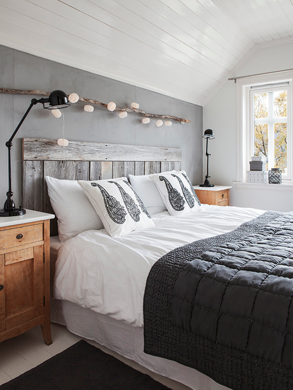 White Rustic Bedroom
 Stunning Grey and White Room Ideas Rustic Bedroom Oak