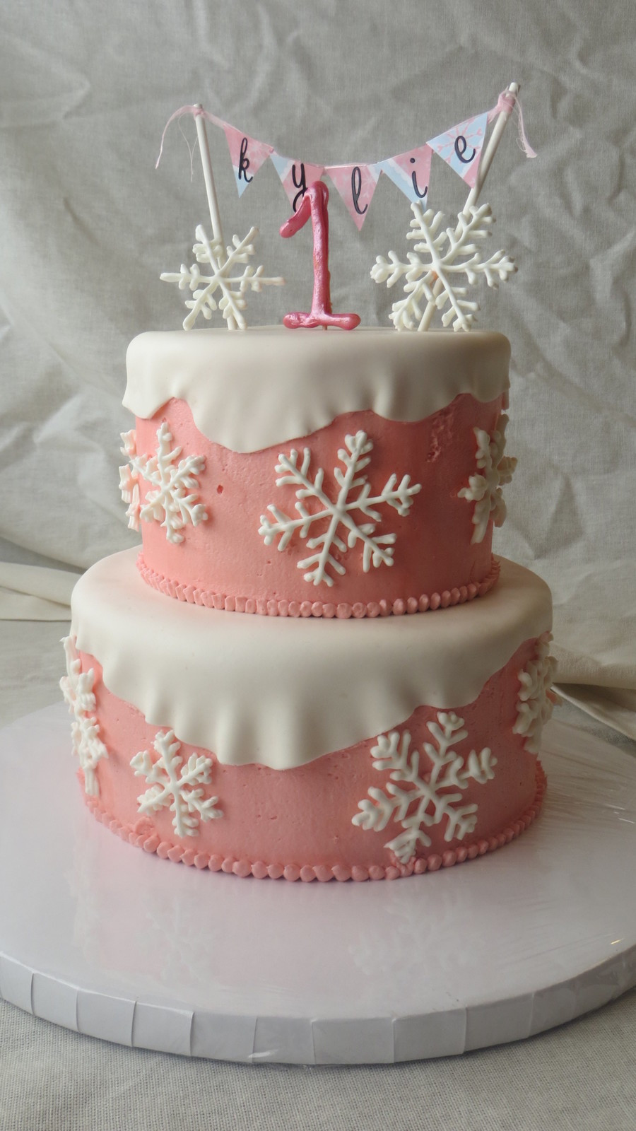 Winter Birthday Cake
 Winter ederland Cake Royal Icing Snowflakes Buttercream