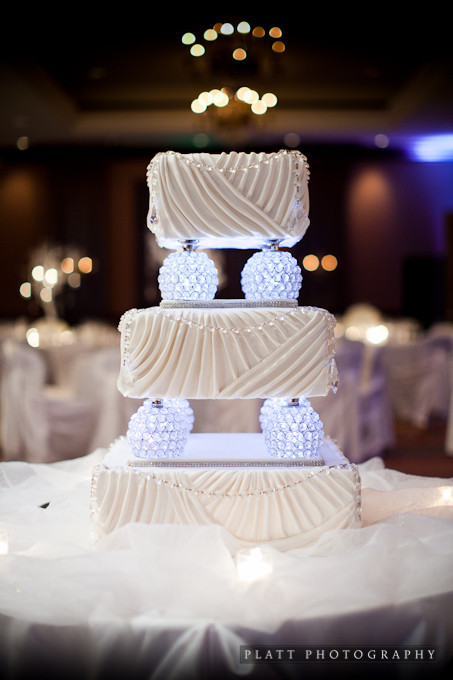 Winter Wonderland Wedding Cakes
 DROOL♥♥Winter Wonderland WEDDING CAKES