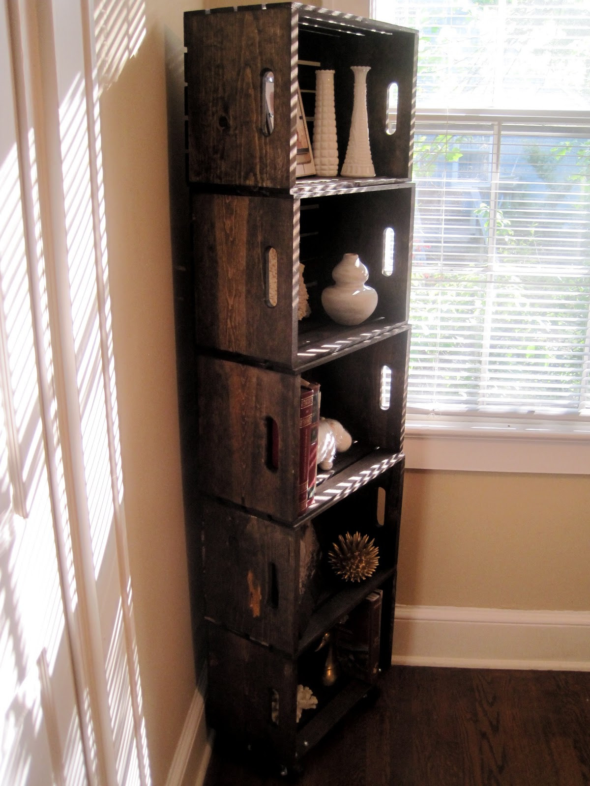 Wooden Bookshelf DIY
 Southern DIY Diary Wood crate bookshelf How to