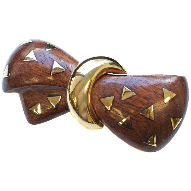 Wooden Brooches
 Van Cleef and Arpels 18 Karat Gold and Wooden Bow Brooch