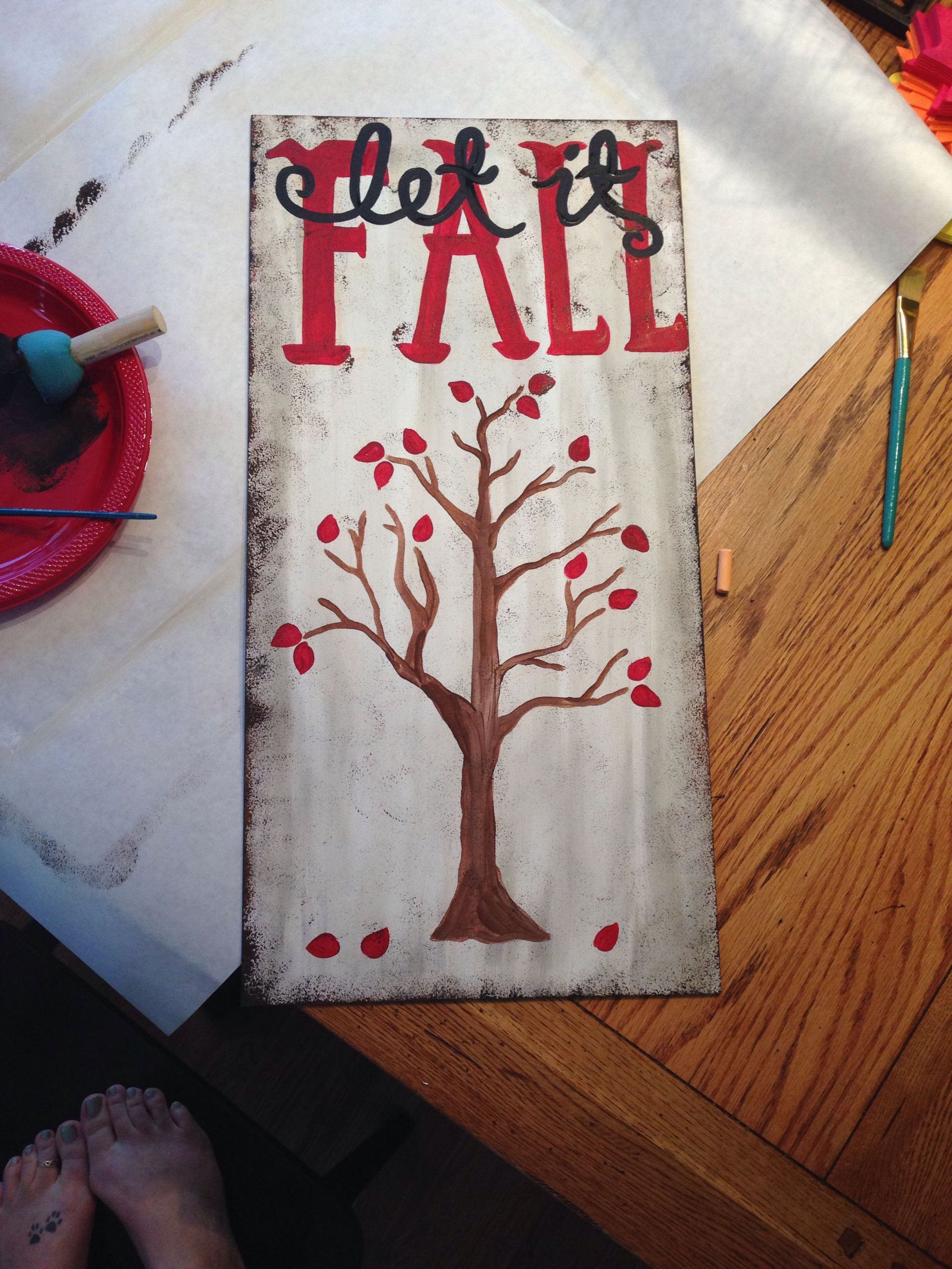 Wooden Sign Craft Ideas
 "Let it fall" wooden sign Craft Ideas