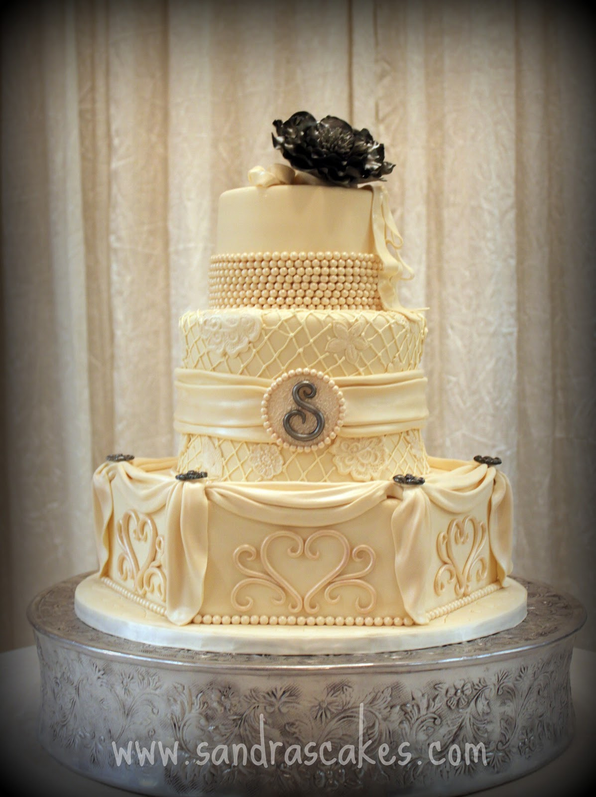 Www.wedding Cakes
 Stunning Vintage Wedding Cake