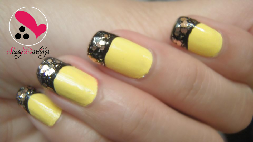 Yellow Glitter Nails
 Beautiful Yellow Manicures That Are Bright Enough for Summer