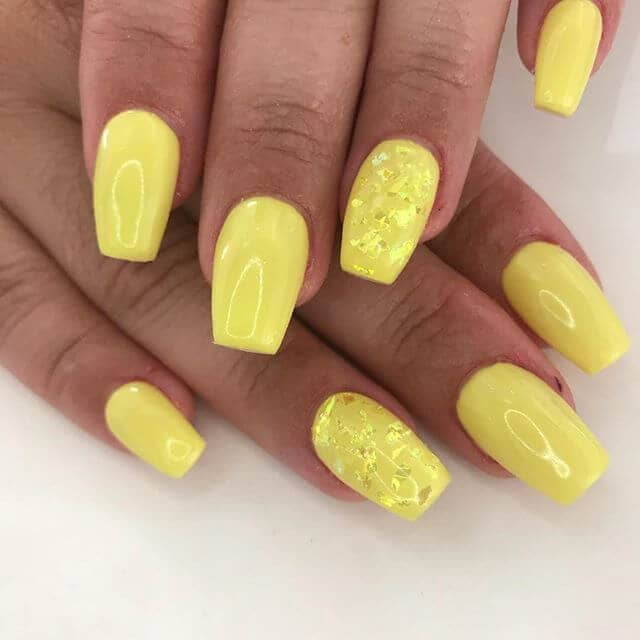 Yellow Glitter Nails
 50 Gorgeous Yellow Acrylic Nails to Spice Up Your Fashion