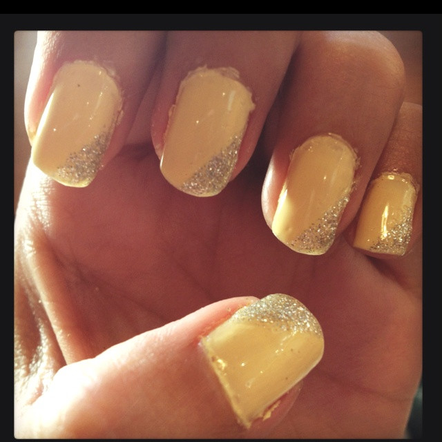 Yellow Glitter Nails
 Yellow glitter nails prom