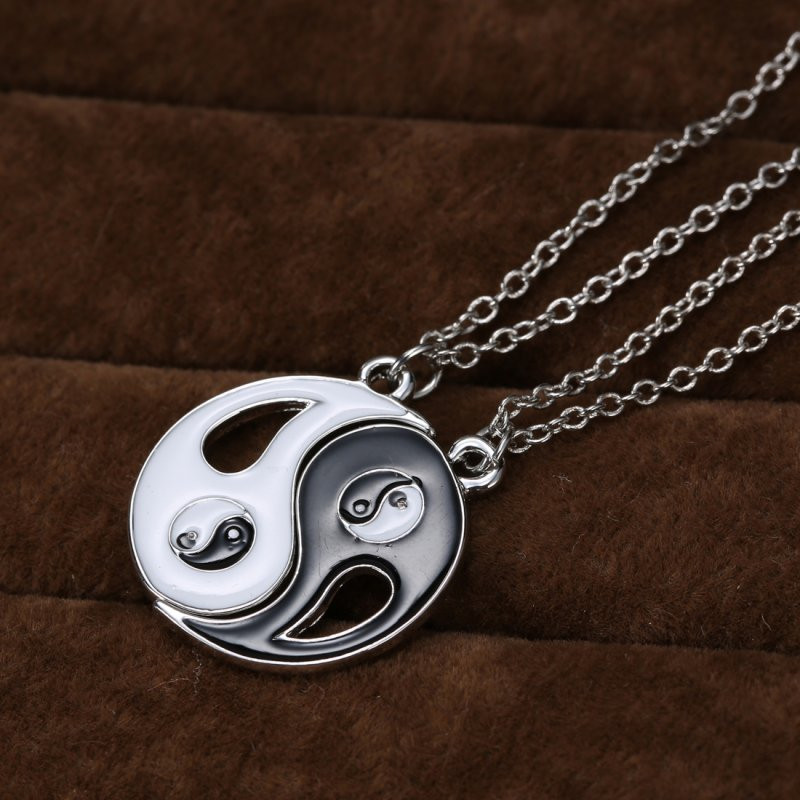Yin Yang Necklace For Couples
 HOT Yin Yang Black White Pendant Necklace Couple Sister