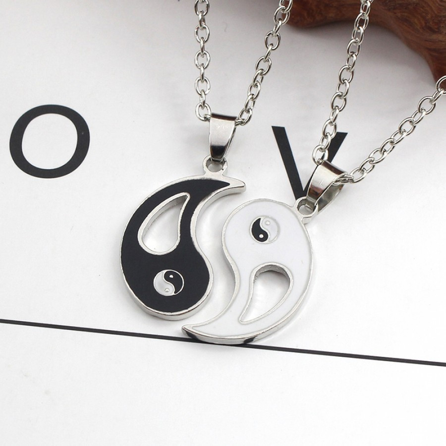 Yin Yang Necklace For Couples
 Yin and Yang Couple Necklace