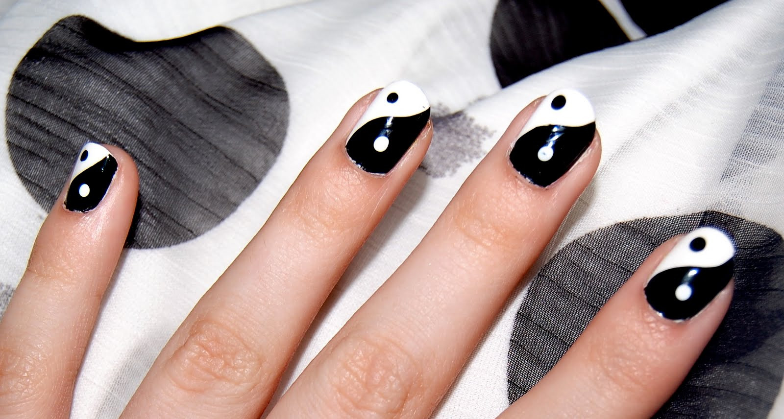 Yin Yang Nail Art: Different Color Combinations to Try - wide 2