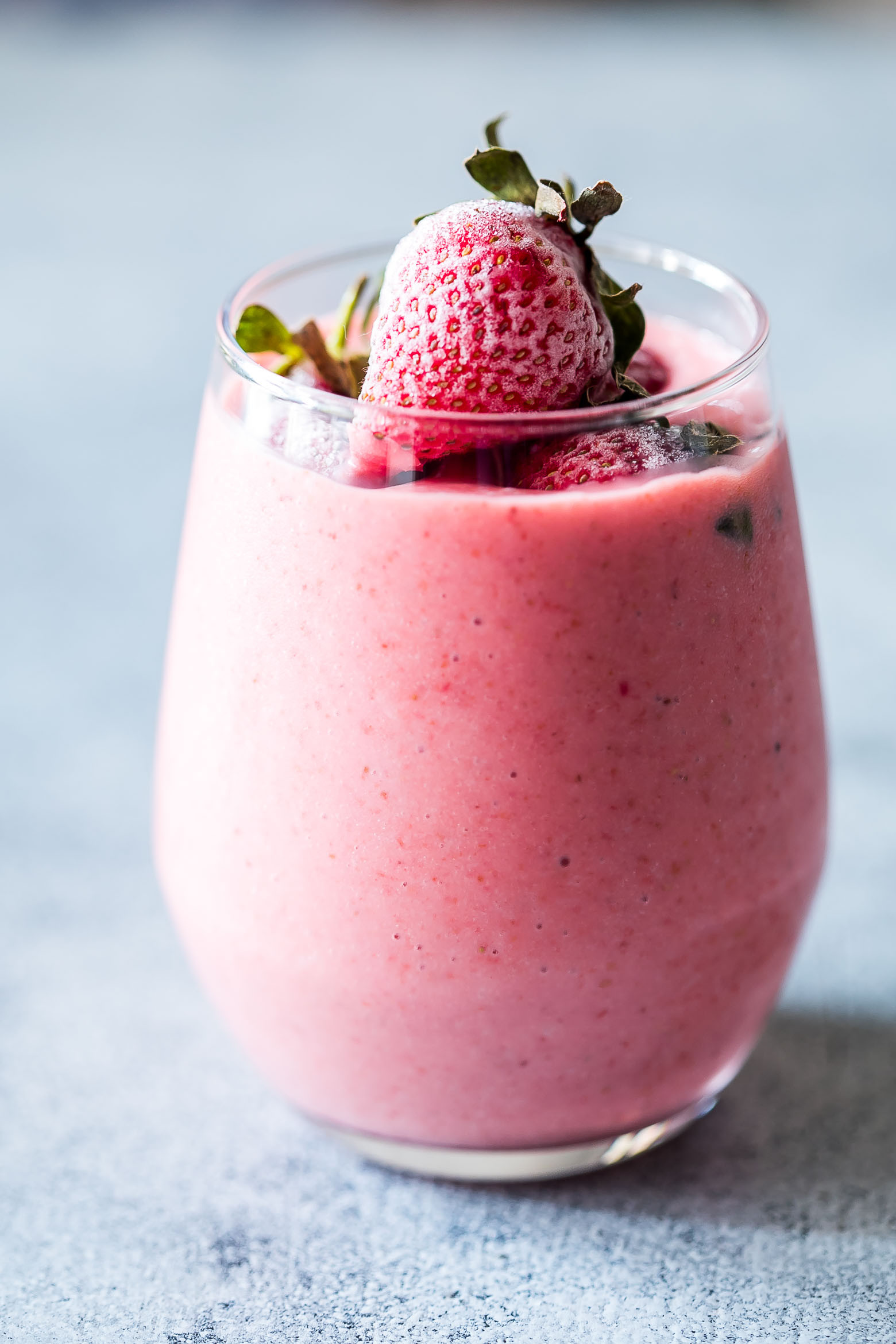 Yogurt Smoothie Recipes With Frozen Fruit
 Frozen Strawberry Greek Yogurt Smoothie 10 minute Breakfast