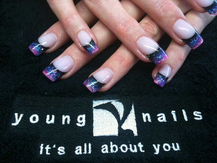 Young Nails Glitter
 gallery ews Young Nails Ballarat