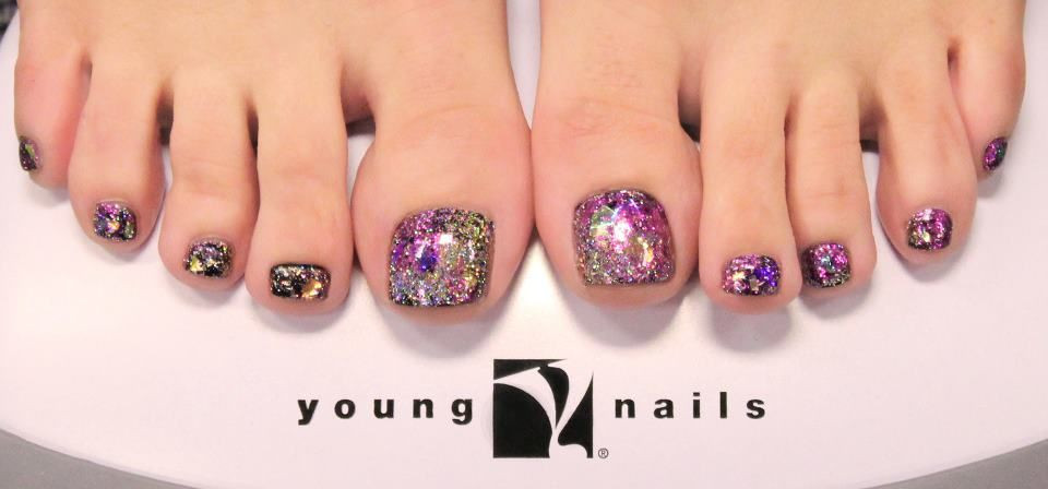 Young Nails Glitter
 ManiQ Rock Star Toes by Young Nails