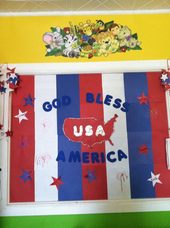 4th Of July Bulletin Board Ideas
 4th of July bulletin Glitter firework and the stars have