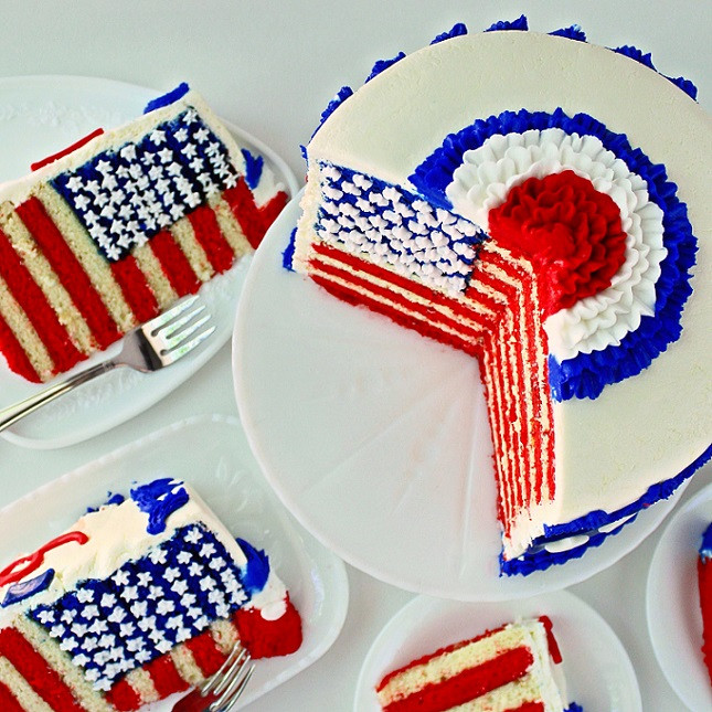 4th Of July Cake Ideas
 Fourth of July Flag Cake and Tutorial