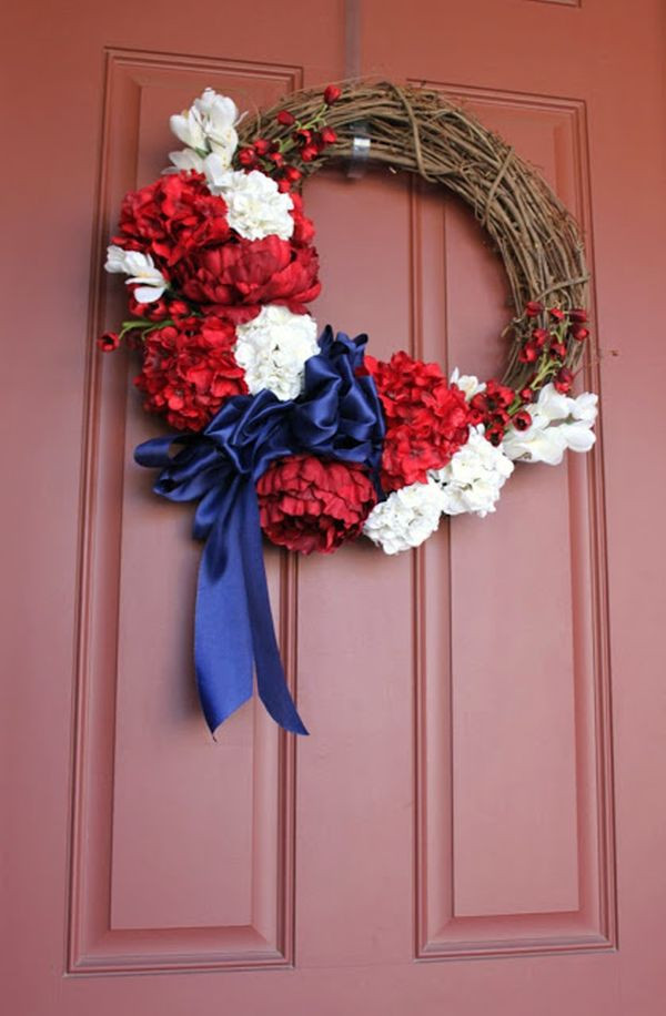4th Of July Diy
 Festive July 4th DIY Wreaths Easy Simple & Inspired